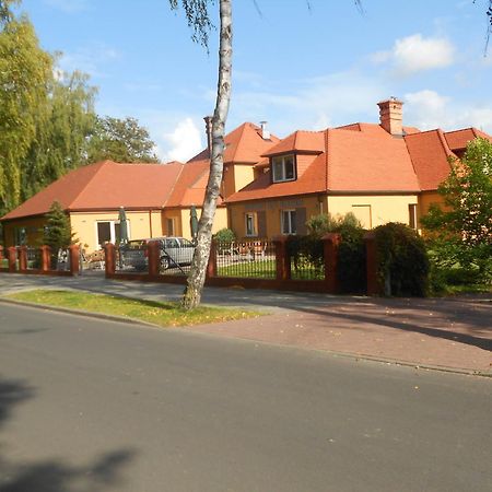 Myślibórz 鲁吉利潘斯约纳特纳德旅馆酒店 外观 照片